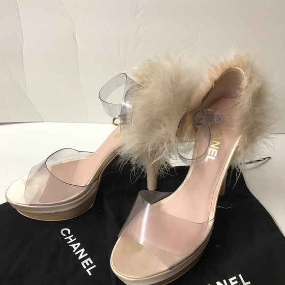SOLD Chanel Pink feather cream heels boudoir shoes 9 - Picture 2 of 9